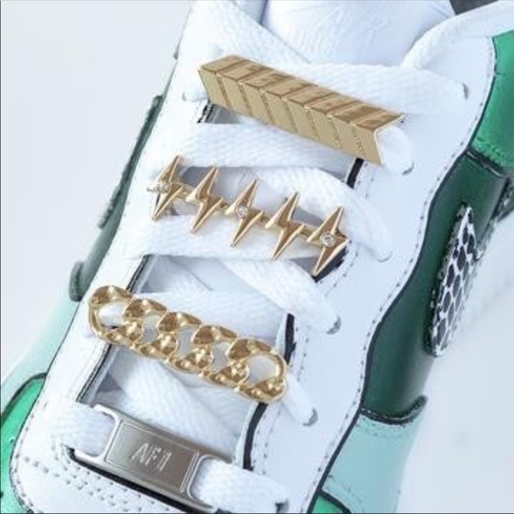 Sparkly Shoelace Charms by Erimish *NEW*